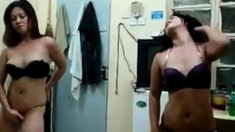 Pinay Girls Dancing