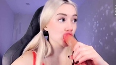 Blonde Teen Solo Masturbating On Webcam