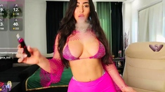 Babe With Big Boobs Masturbates