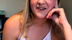 Amateur Teen Georgeus Brunette 2