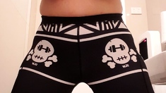 Big boob brunette masturbates on webcam