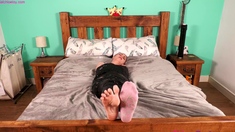 Long Foot Fetish clips at great Amateur Trampling collection