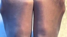 Nylon seamed foot fetish pt2