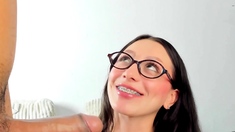 Nerdy Chick Pleasures Her BF with a Steamy Blowjob