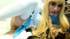 Pissing masturbating babe solo toy play